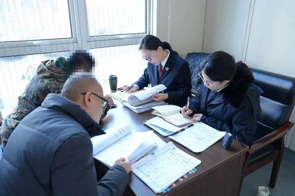 一张丢失身份证引发的“百万冤案”：上海保安十年背债，京津司法联手揪出“影子人”