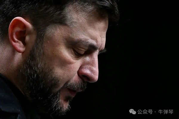 泽连斯基公开松口:愿意冻结战线结束俄乌战争,乌克兰外交正被现实推到悬崖边 泽连斯基公开松口:愿意冻结战线结束俄乌战争,乌克兰外交正被现实推到悬崖边