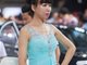 女子冒充车模站台 山寨车模因颜值低被劝离(图)