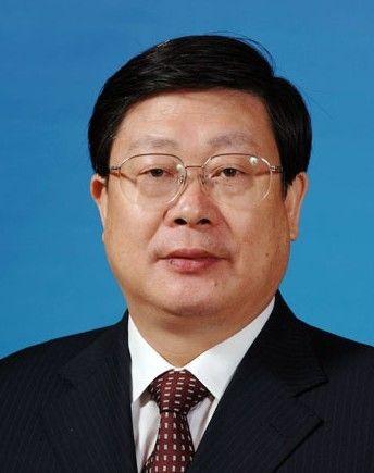天津原市长黄兴国受贿案一审开庭 收财物超4000万