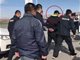 黑龙江前特种兵杀死女友后切腹自杀失败 逃亡中买针线自己缝合