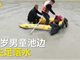 实拍安徽阜阳5岁男童溺水身亡 父亲痛哭着扑向水里