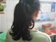 厦门工商旅游学校要求一新生证明自己头发是自然卷