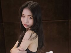 潘多拉特刊-小美女的4等孤独