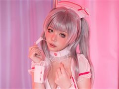 爆机少女喵小吉 - 粉红护士