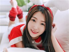 邻家美丽少女肉包来送别样的圣诞礼物2