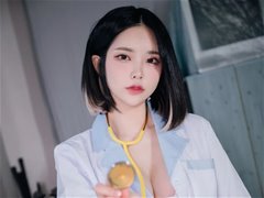 又美又辣的小护士Hikari另类护理