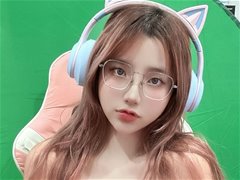 可爱福利姬yuumeilyn私拍居家尺度合集