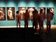 巴塞罗那博物馆推出裸体看展 与古代雕像坦诚相见