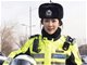 北京最美交警张钰撞脸杨紫走红 本人回应